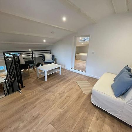 Appartement Duplex Sous Les Toits à Riez Extérieur photo