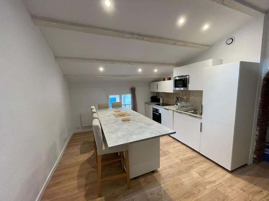 Appartement Duplex Sous Les Toits à Riez Extérieur photo