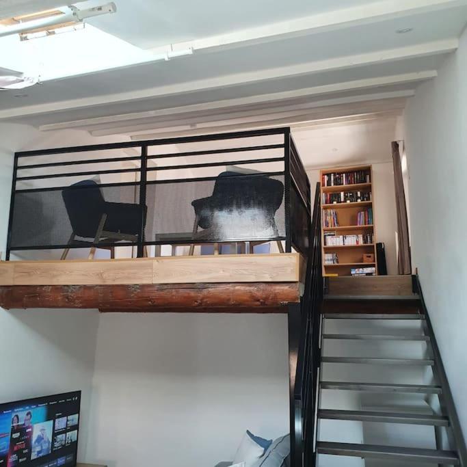 Appartement Duplex Sous Les Toits à Riez Extérieur photo